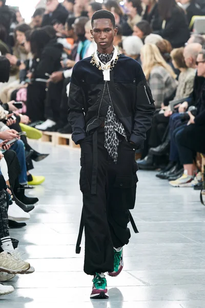 Look 53
